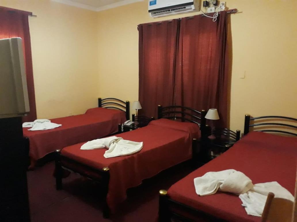 لا ريوخا Hotel Embajador المظهر الخارجي الصورة